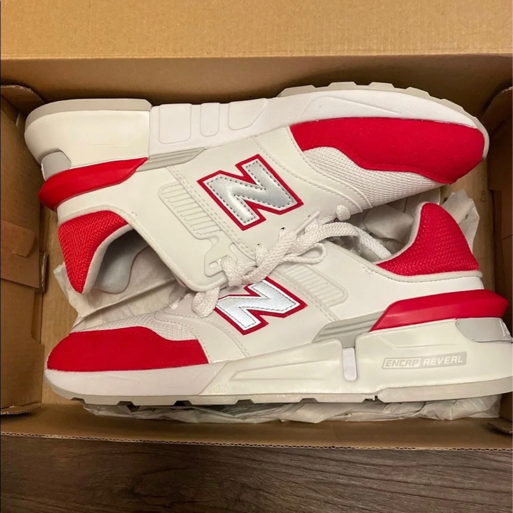NEW BALANCE 997S